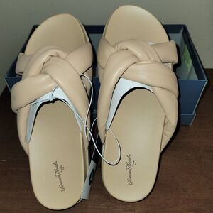 NWT Universal Thread Cosette Tan Knotted Criss-Cross Sandals SLIDES